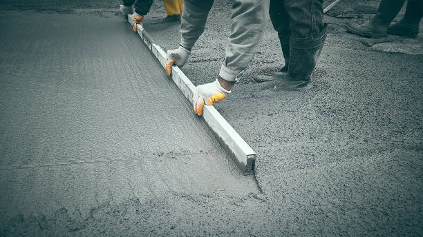 Best Concrete Walkway Installation  in Norridge, IL